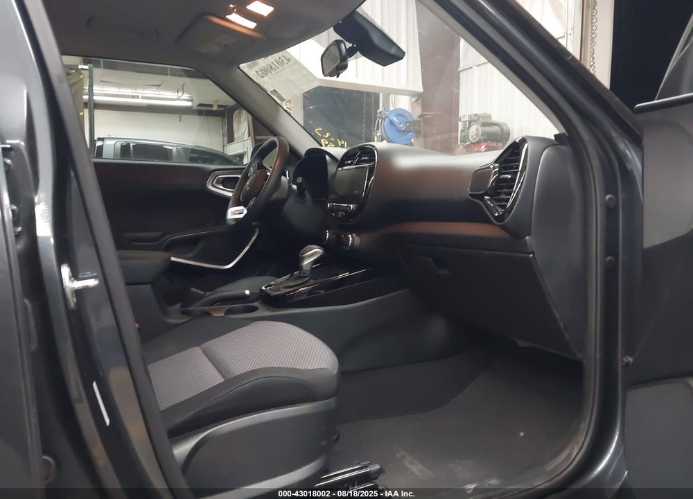 2023 KIA SOUL !/+/S VIN: KNDJ23AU9P7196359