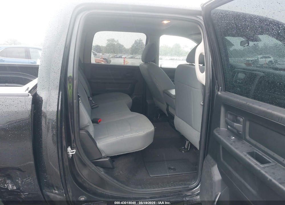2017 RAM 1500 EXPRESS 4X4 5'7 BOX VIN: 1C6RR7KG1HS701363
