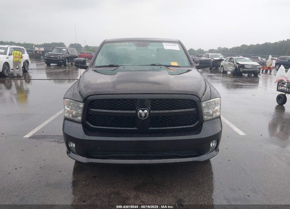 2017 RAM 1500 EXPRESS 4X4 5'7 BOX VIN: 1C6RR7KG1HS701363