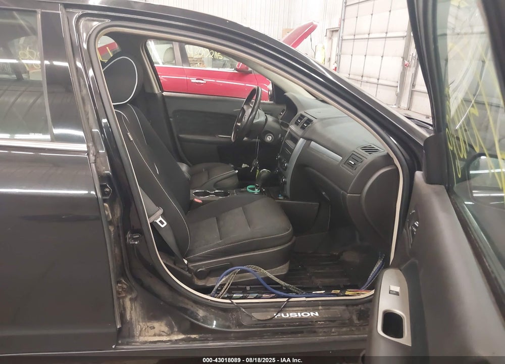 2011 FORD FUSION VIN: 3FAHP0HG9BR155378
