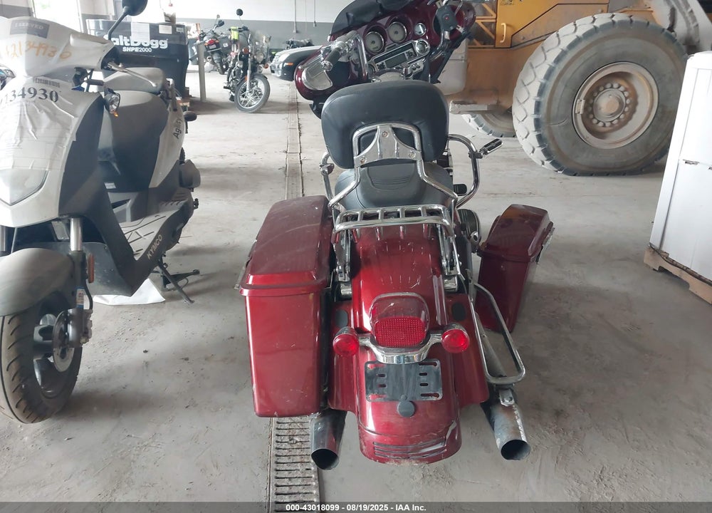 2009 HARLEY-DAVIDSON FLHX VIN: 1HD1KB4169Y663406
