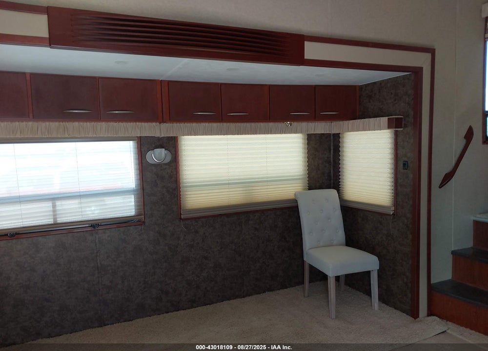 2008 TRAILER DOMANI 5TH WHEEL TRAVEL VIN: 16F62M3P681M01210