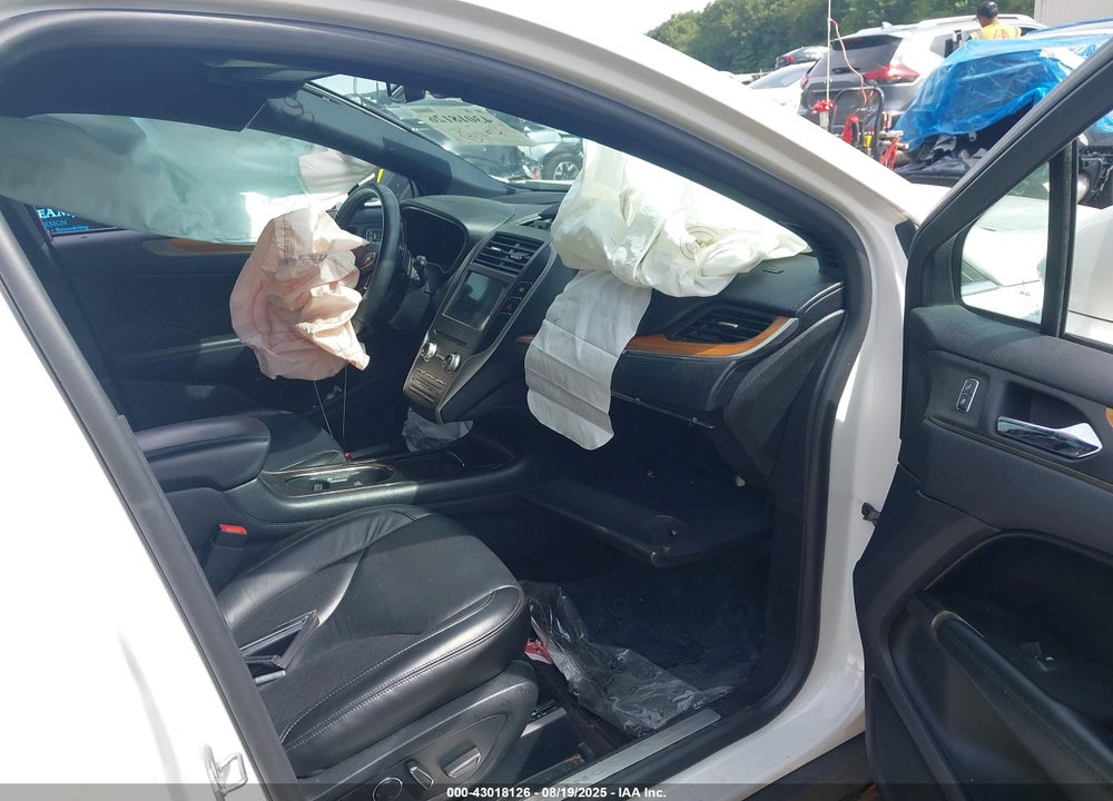 2019 LINCOLN MKC VIN: 5LMCJ2D94KUL03236