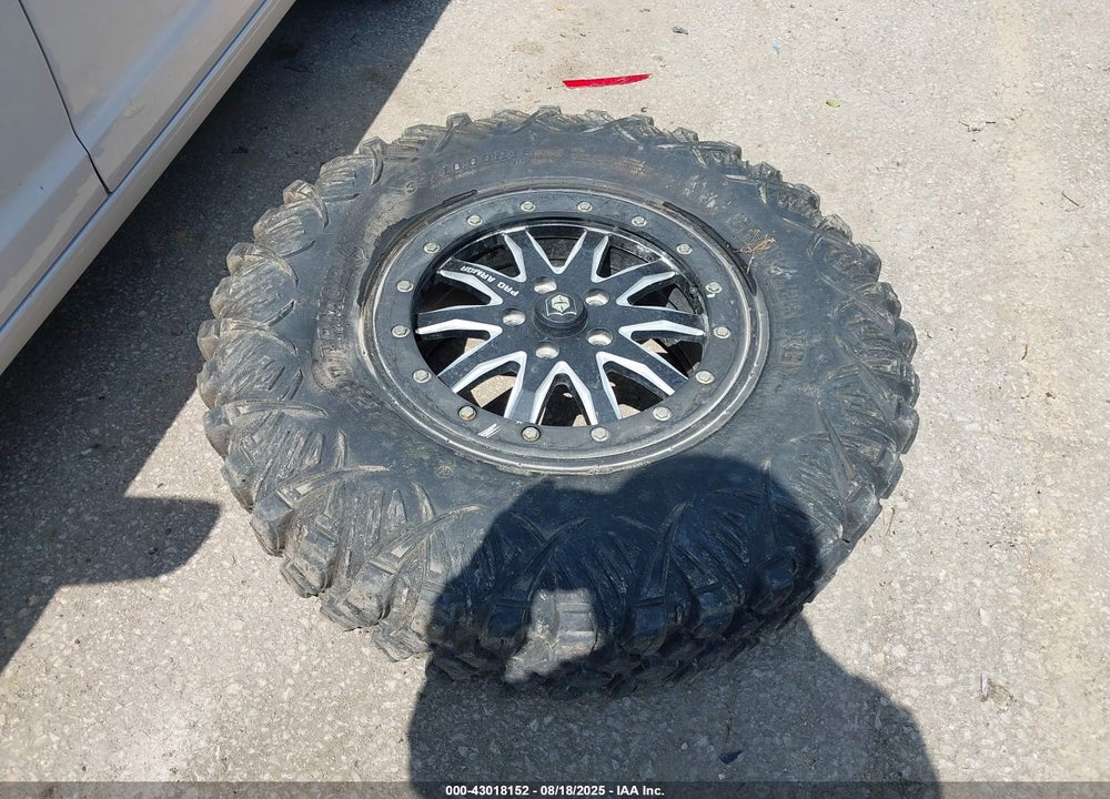 2022 POLARIS RZR PRO R ULTIMATE LAUNCH EDITION VIN: 3NSRGL2K1NG378283