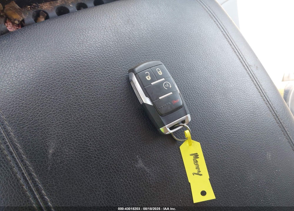 2019 RAM 2500 VIN: 3C6UR5DL4KG713272