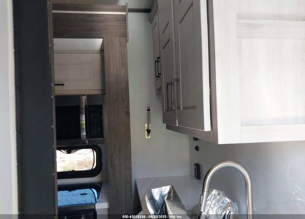 2025 KEYSTONE RV 373 VIN: 4YDFFZS29SF810042