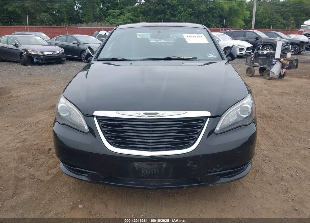2013 CHRYSLER 200 VIN: 1C3CCBBG2DN743735
