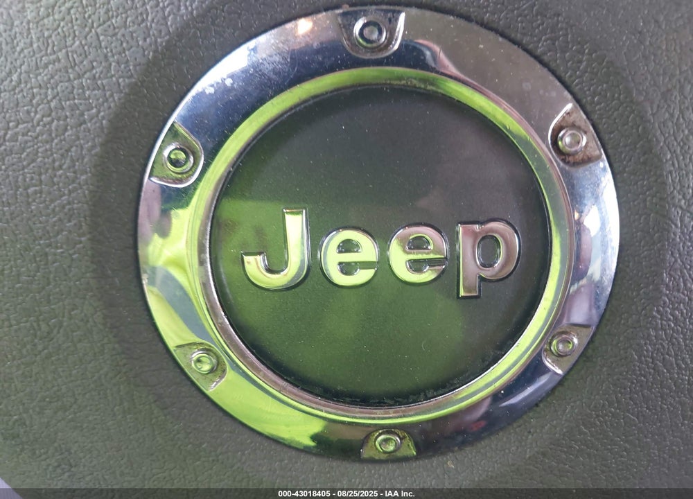 2006 JEEP COMMANDER VIN: 1J8HH48N86C142132