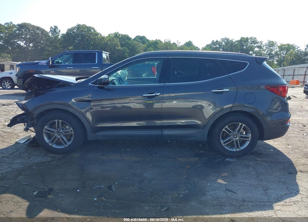 2017 HYUNDAI SANTA FE VIN: 5XYZU3LB1HG383513