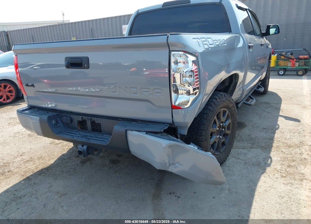 2017 TOYOTA TUNDRA TRD PRO 5.7L V8 VIN: 5TFDY5F17HX622038