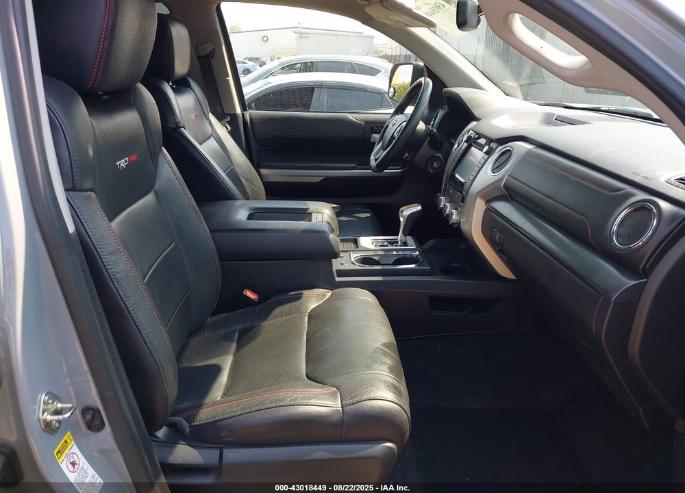 2017 TOYOTA TUNDRA TRD PRO 5.7L V8 VIN: 5TFDY5F17HX622038