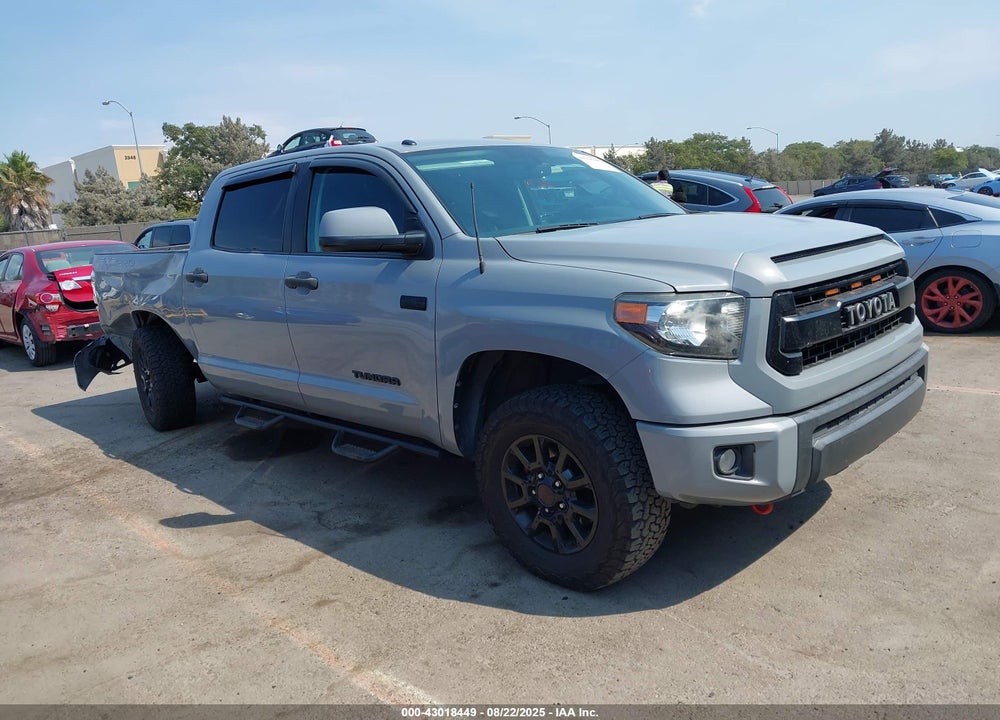 2017 TOYOTA TUNDRA TRD PRO 5.7L V8 VIN: 5TFDY5F17HX622038