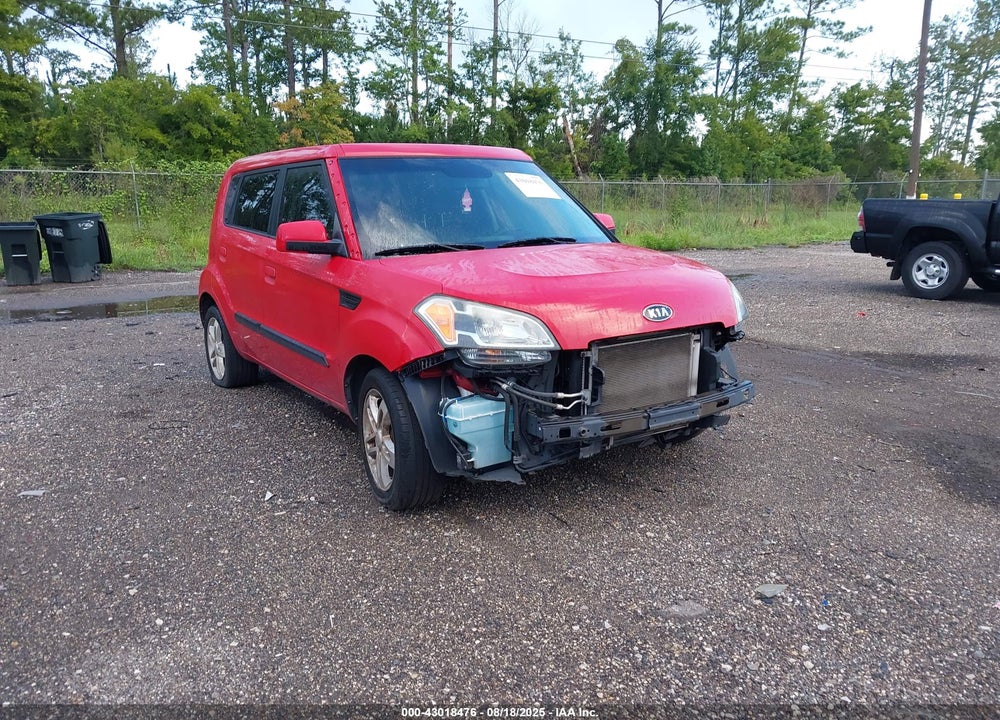 2010 KIA SOUL + VIN: KNDJT2A24A7083397