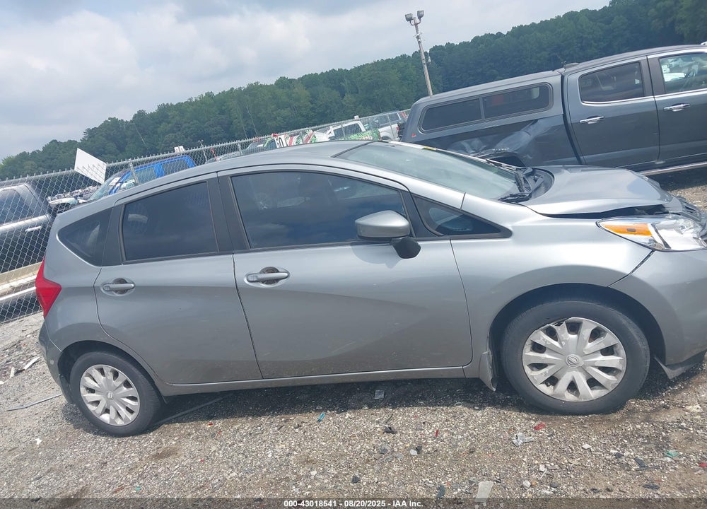 2015 NISSAN VERSA NOTE VIN: 3N1CE2CP2FL427827