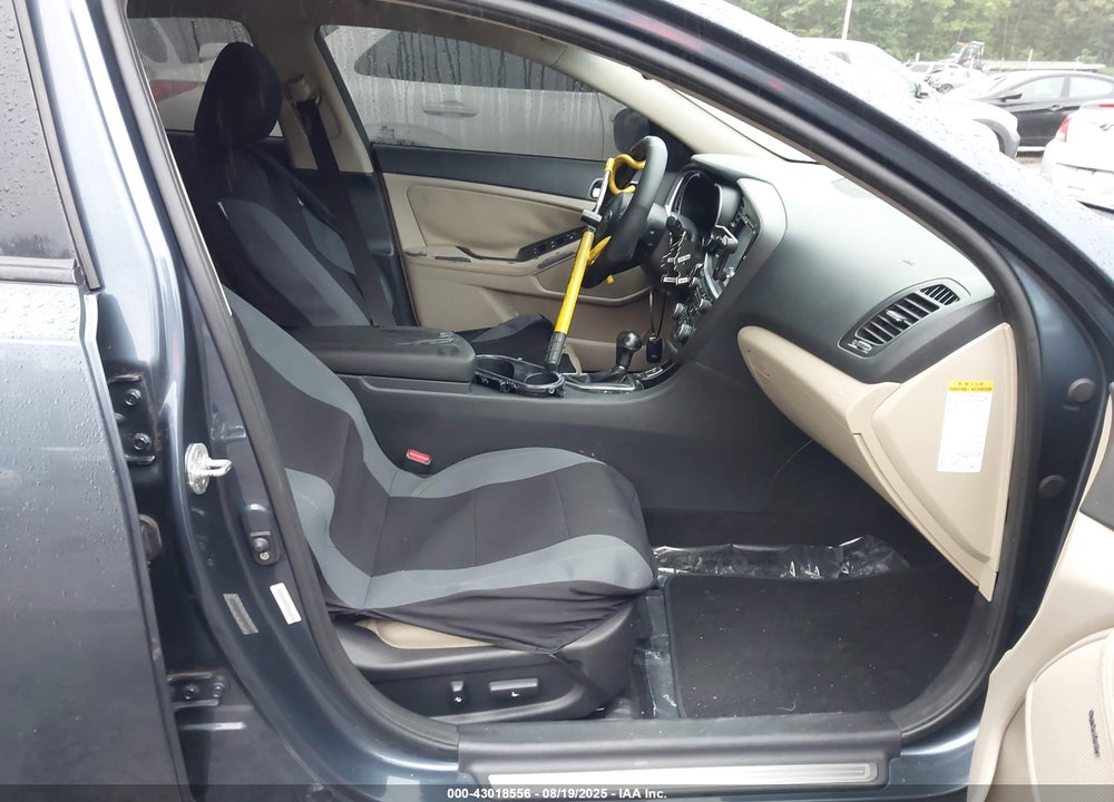 2014 KIA OPTIMA HYBRID VIN: KNAGN4AD4E5066860