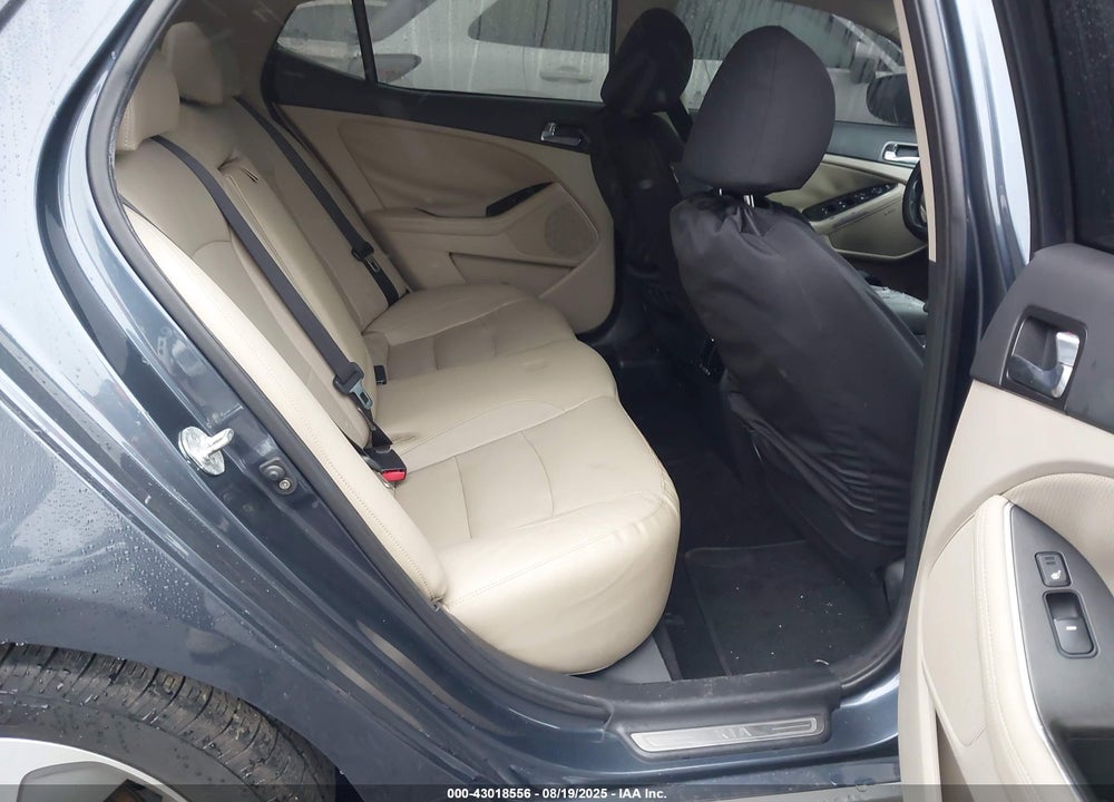 2014 KIA OPTIMA HYBRID VIN: KNAGN4AD4E5066860