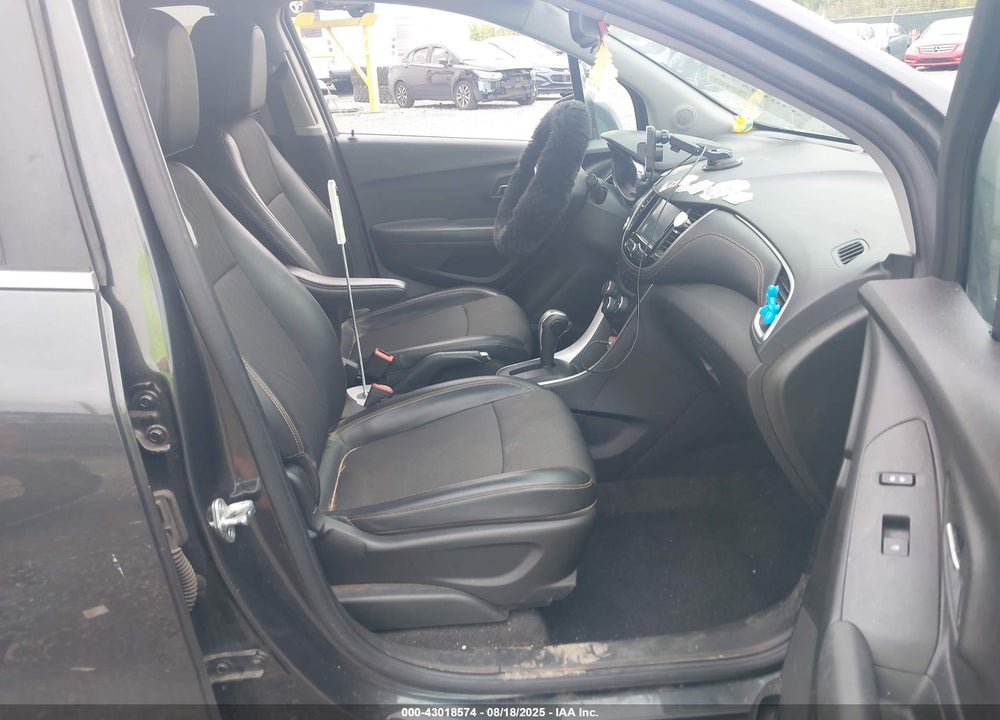 2017 CHEVROLET TRAX VIN: KL7CJLSB2HB182811