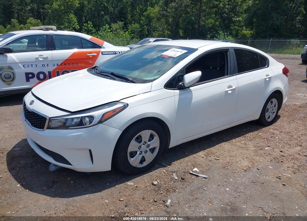 2018 KIA FORTE VIN: 3KPFL4A70JE261433