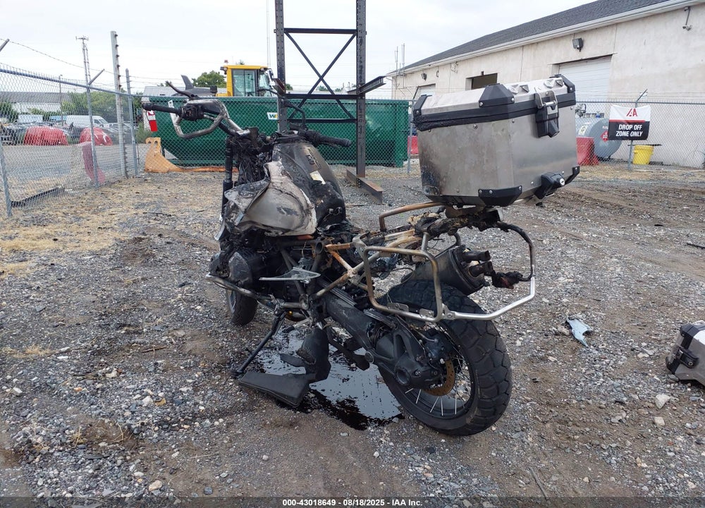 2024 BMW R 1250 GS ADVENTURE VIN: WB10M130XR6J50372