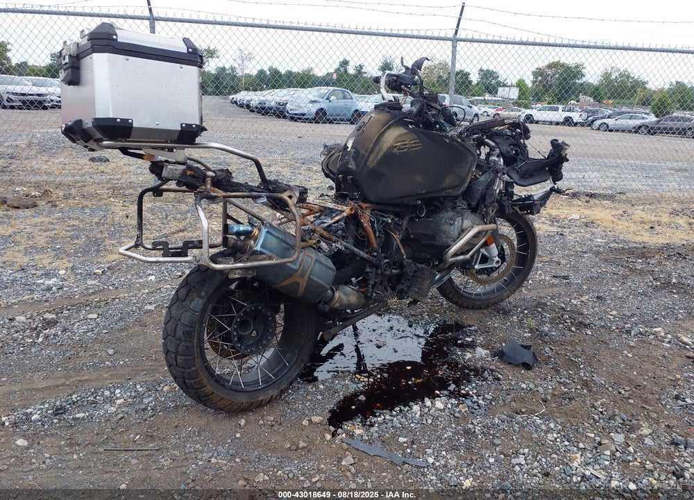 2024 BMW R 1250 GS ADVENTURE VIN: WB10M130XR6J50372