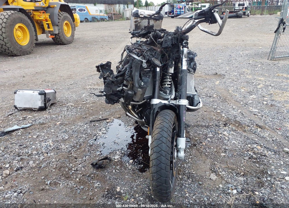 2024 BMW R 1250 GS ADVENTURE VIN: WB10M130XR6J50372