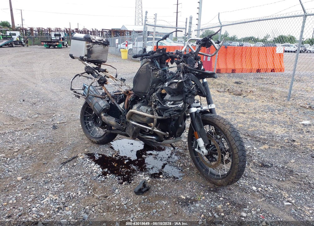 2024 BMW R 1250 GS ADVENTURE VIN: WB10M130XR6J50372
