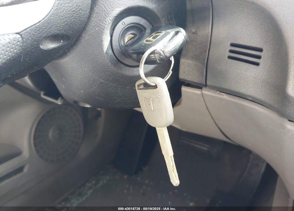 2009 HONDA CIVIC LX VIN: 1HGFA16559L027479