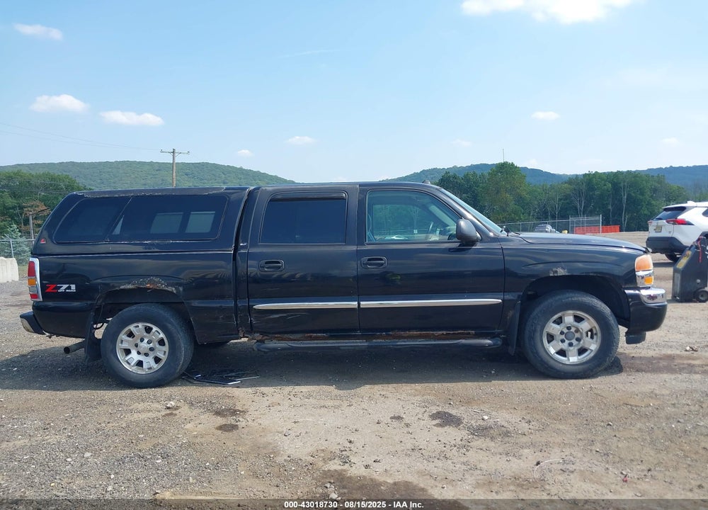 2005 GMC SIERRA 1500 SLT VIN: 2GTEK13T751359501