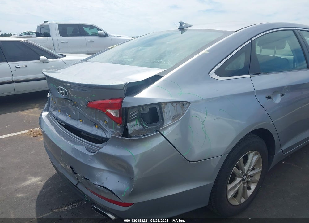 2016 HYUNDAI SONATA VIN: 5NPE24AF9GH364098