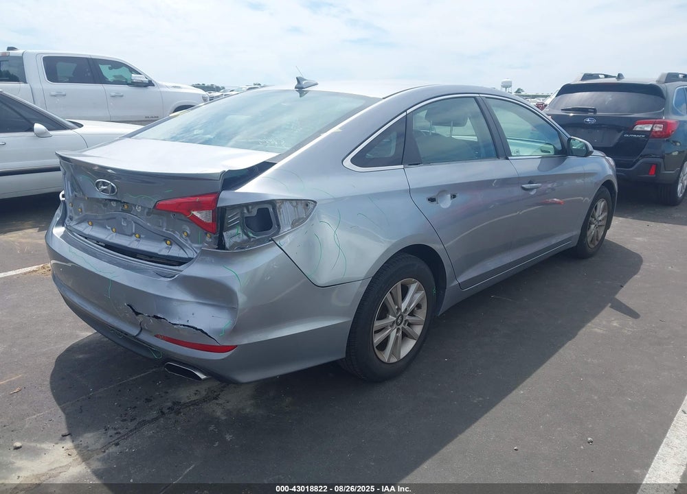 2016 HYUNDAI SONATA VIN: 5NPE24AF9GH364098