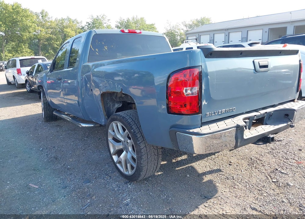 2007 CHEVROLET SILVERADO 1500 LT1 VIN: 1GCEC19C17Z577660
