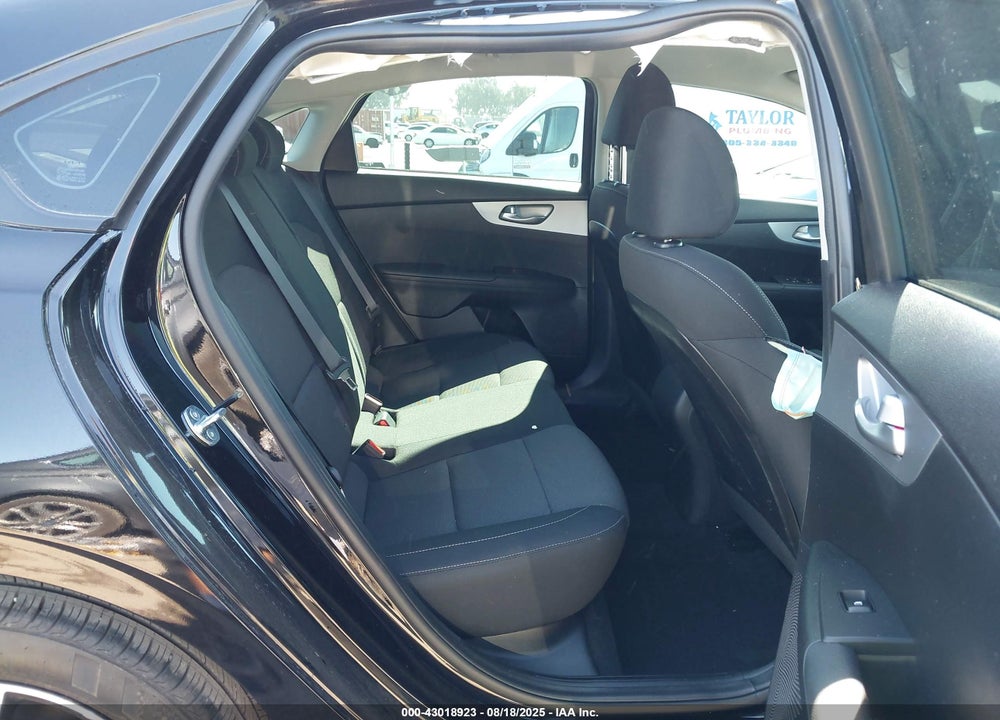 2023 KIA FORTE VIN: 3KPF24ADXPE641381