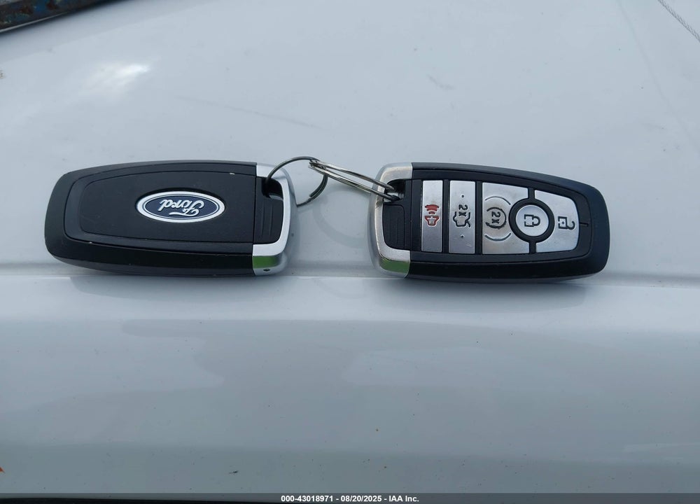 2022 FORD MUSTANG VIN: 1FA6P8R01N5551593