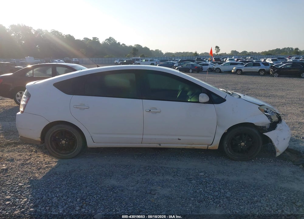 2005 TOYOTA PRIUS VIN: JTDKB20U653022608