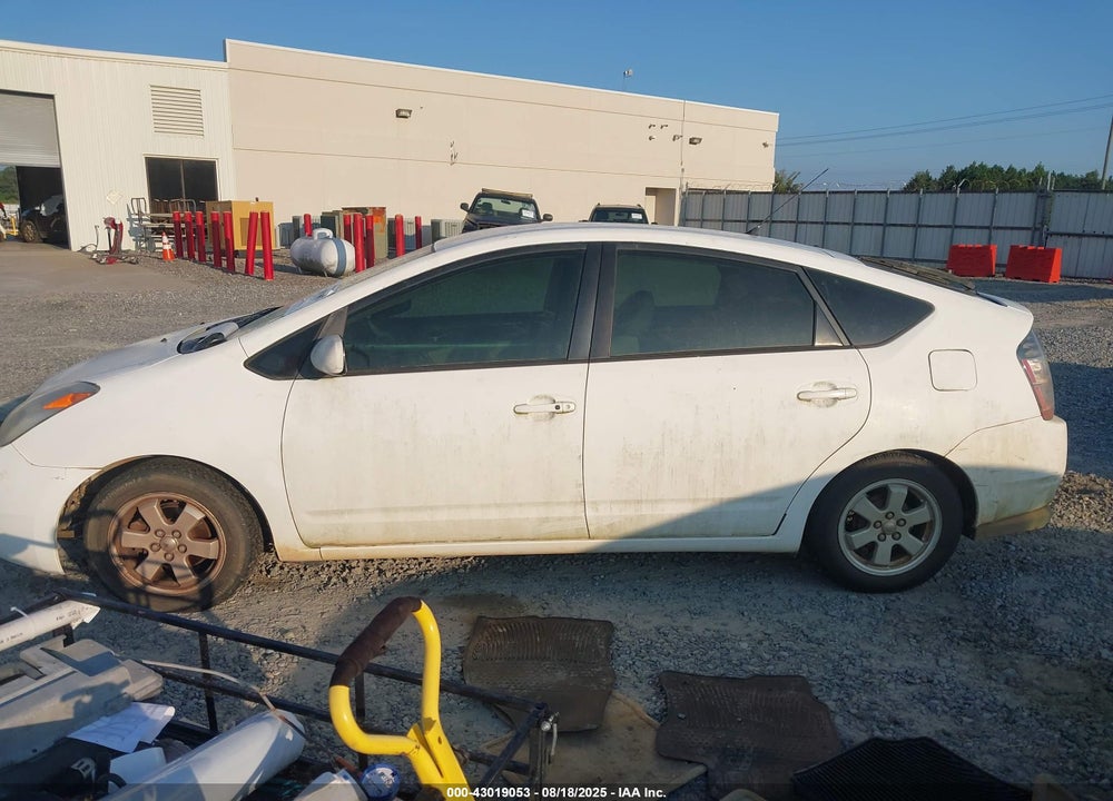 2005 TOYOTA PRIUS VIN: JTDKB20U653022608