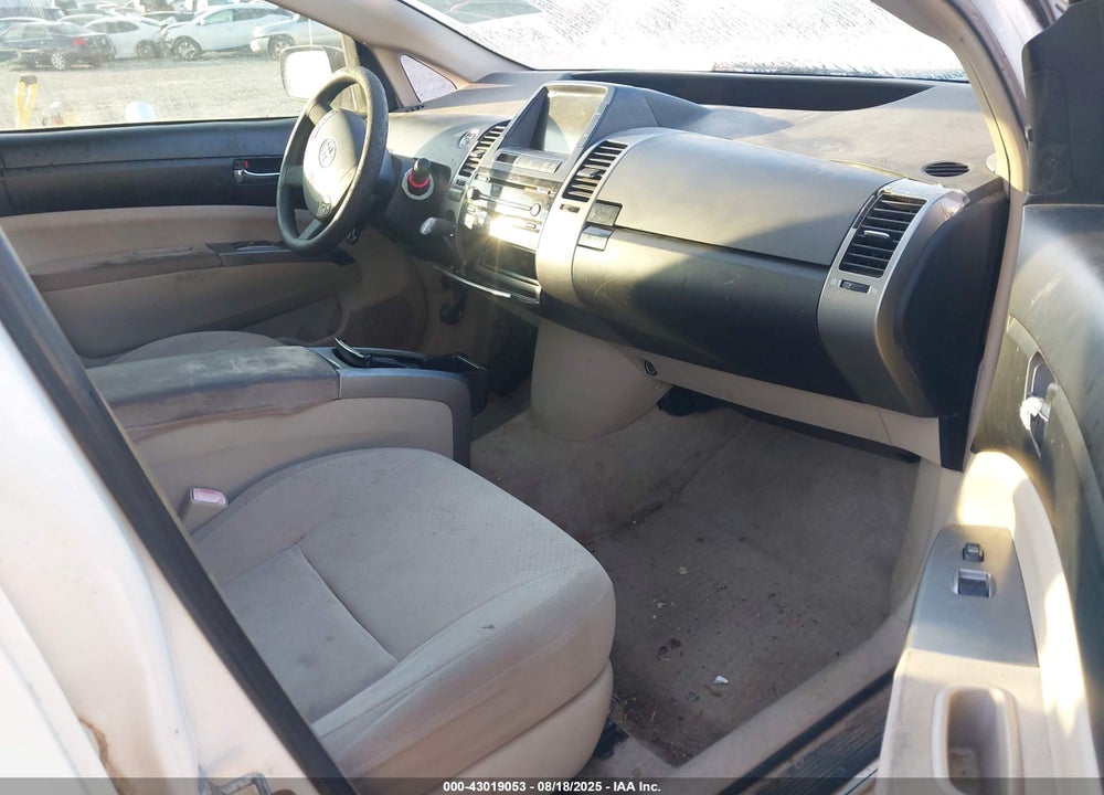 2005 TOYOTA PRIUS VIN: JTDKB20U653022608