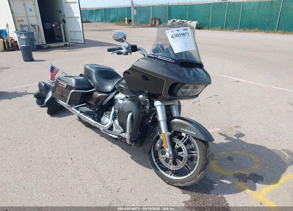 2020 HARLEY-DAVIDSON FLTRK VIN: 1HD1KZF14LB613331