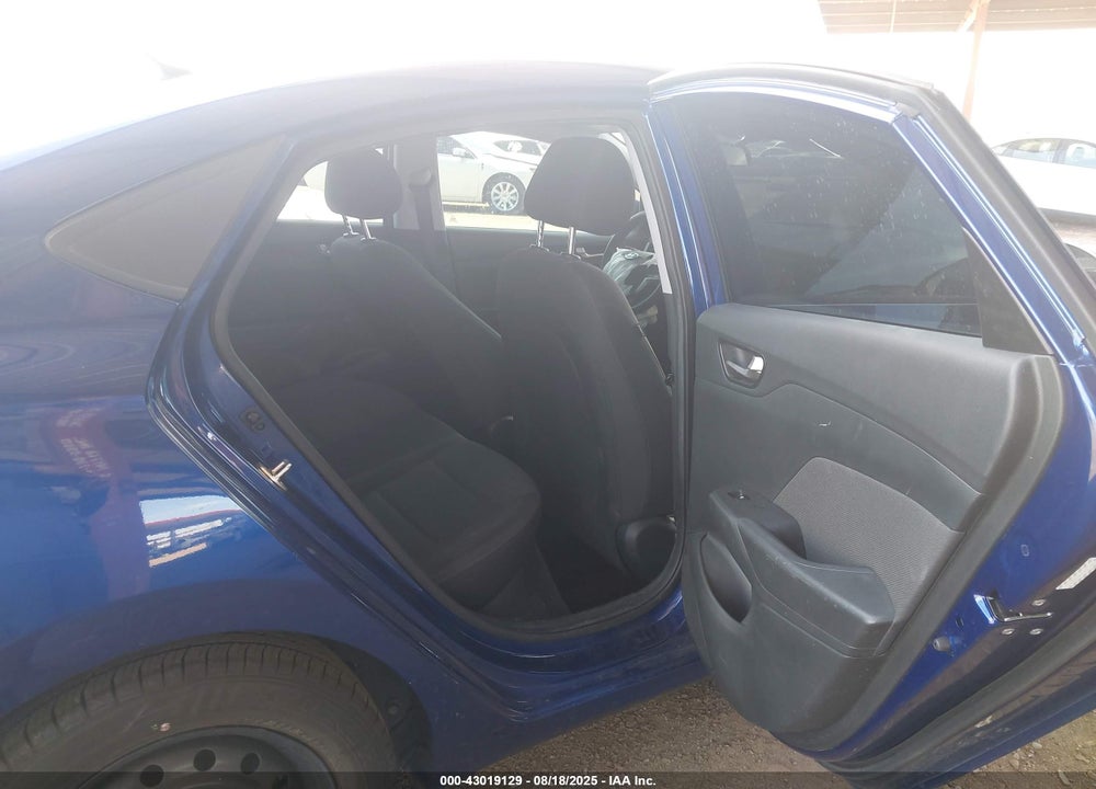 2019 HYUNDAI ACCENT VIN: 3KPC24A31KE085819