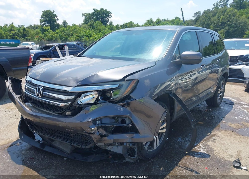 2018 HONDA PILOT VIN: 5FNYF5H32JB006978
