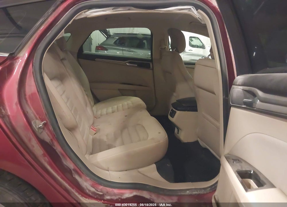 2014 FORD FUSION SE VIN: 3FA6P0HD6ER147532