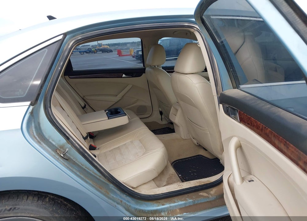 2012 VOLKSWAGEN PASSAT VIN: 1VWCN7A30CC105346