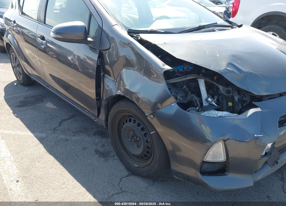 2012 TOYOTA PRIUS C ONE VIN: JTDKDTB34C1506323