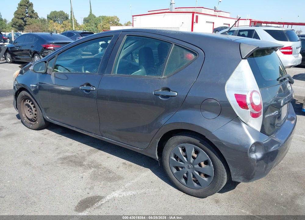 2012 TOYOTA PRIUS C ONE VIN: JTDKDTB34C1506323