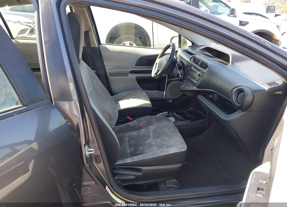 2012 TOYOTA PRIUS C ONE VIN: JTDKDTB34C1506323