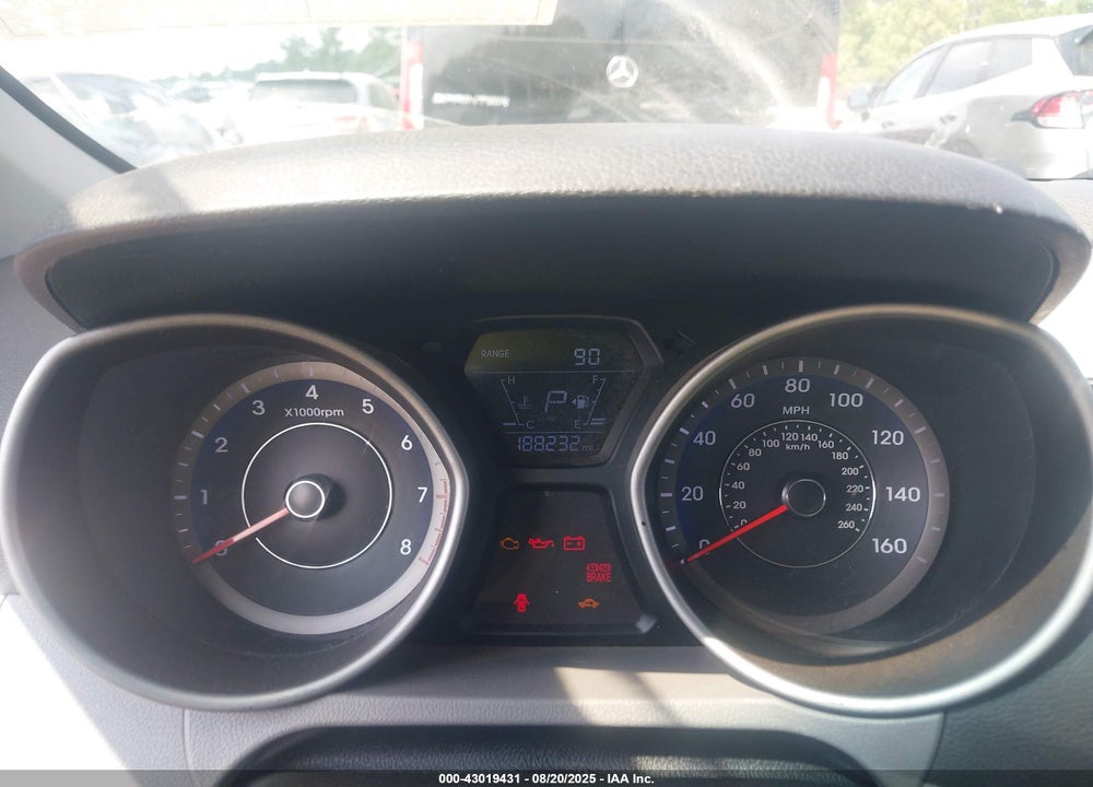 2014 HYUNDAI ELANTRA VIN: KMHDH4AE7EU057318