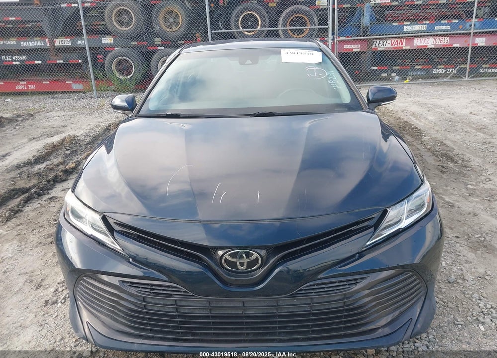 2018 TOYOTA CAMRY LE VIN: 4T1B11HK9JU503534