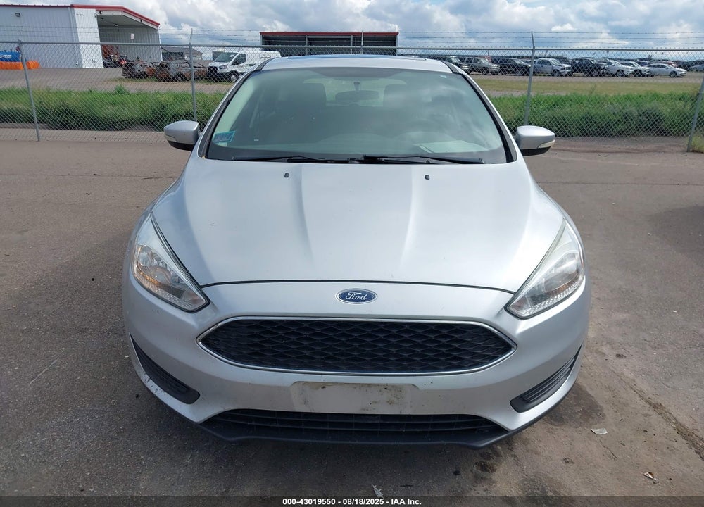 2016 FORD FOCUS SE VIN: 1FADP3K21GL350569