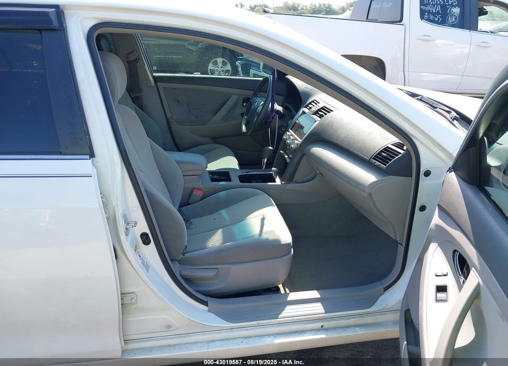 2008 TOYOTA CAMRY LE VIN: 4T4BE46K88R012493