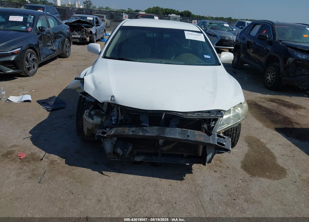 2008 TOYOTA CAMRY LE VIN: 4T4BE46K88R012493