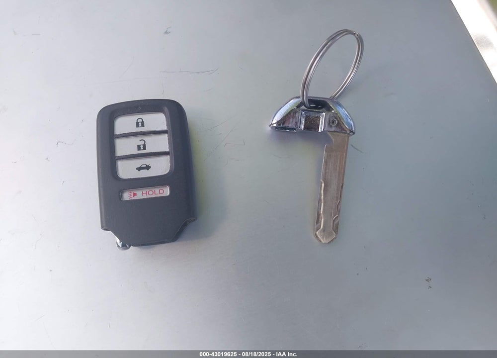 2015 HONDA CIVIC VIN: 2HGFG3B85FH526107